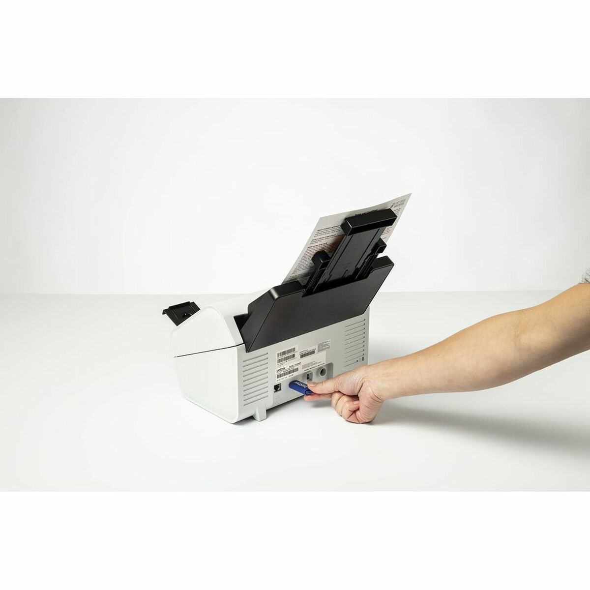 Portable Scanner Brother ADS4900WRE1
