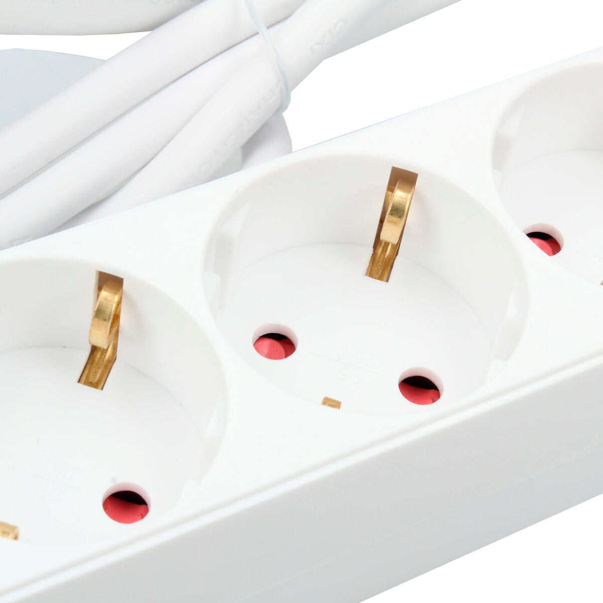 6-socket plugboard without power switch TM Electron TMUAD506S White 3680 W (1,5 m)